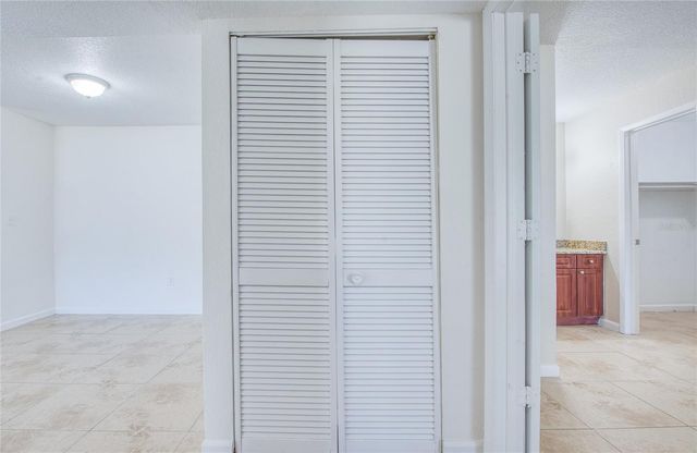 455 ALT 19 S 21, Palm Harbor, FL 34683