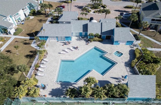 455 ALT 19 S 21, Palm Harbor, FL 34683