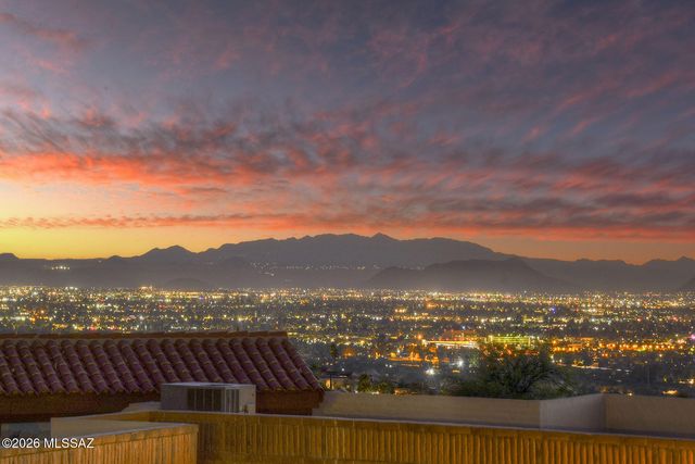 4473 N Plaza De Toros, Tucson, AZ 85750