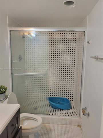 19390 Collins Ave 220, Sunny Isles Beach, FL 33160