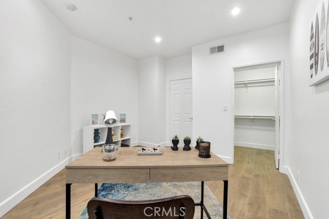 620 S Gramercy 338, Los Angeles, CA 90005