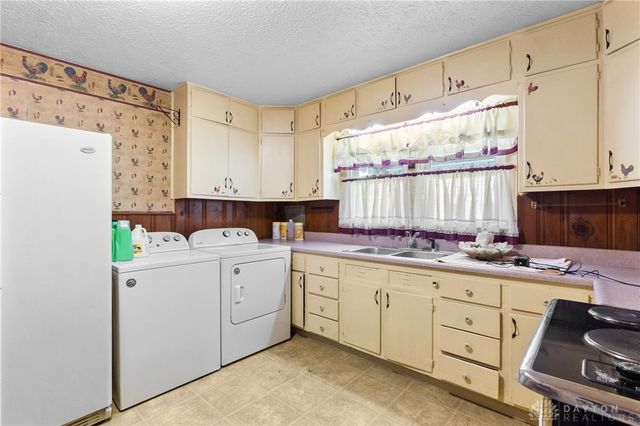 1456 Anna Street, Fairborn, OH 45324
