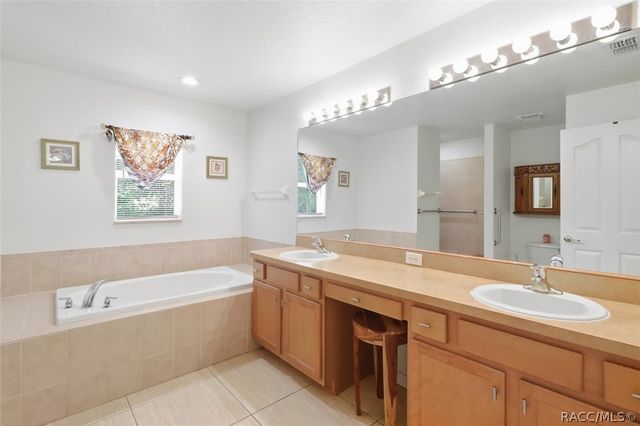 6 Dianthus Court, Homosassa, FL 34446