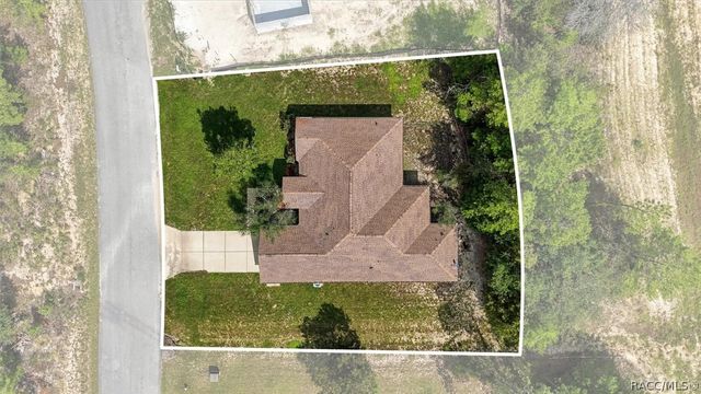 6 Dianthus Court, Homosassa, FL 34446