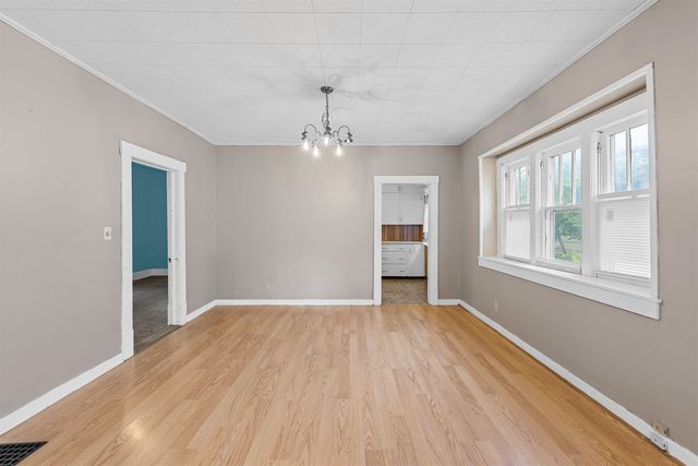 411 S Phillips Ave, Salina, KS 67401