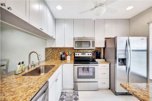 1925 Courtyard WAY F101, Naples, FL 34112