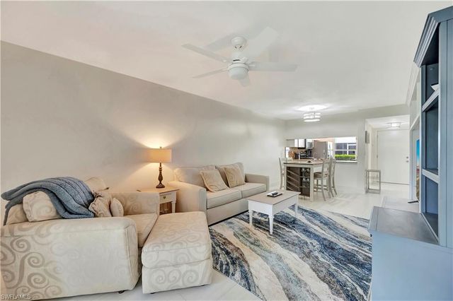 1925 Courtyard WAY F101, Naples, FL 34112