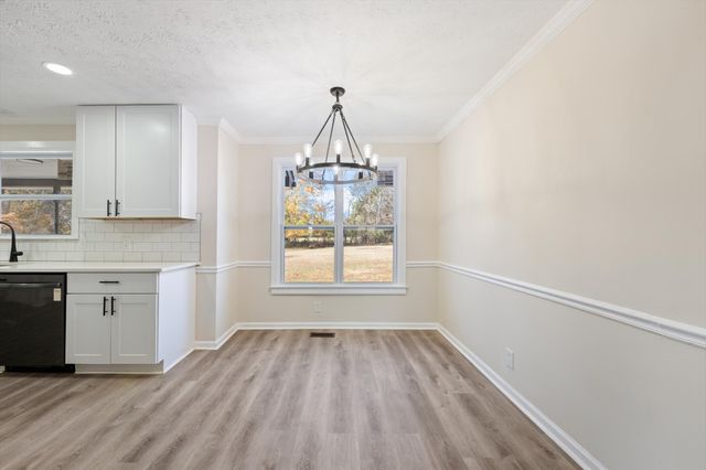 1710 Hickory Trace Dr, Gallatin, TN 37066