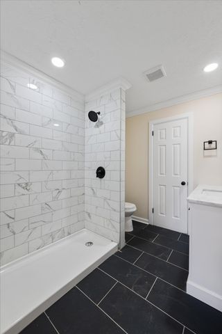 1710 Hickory Trace Dr, Gallatin, TN 37066