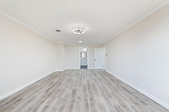 1710 Hickory Trace Dr, Gallatin, TN 37066