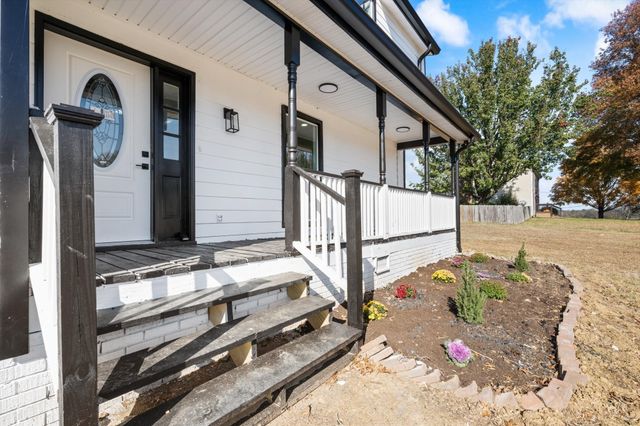 1710 Hickory Trace Dr, Gallatin, TN 37066