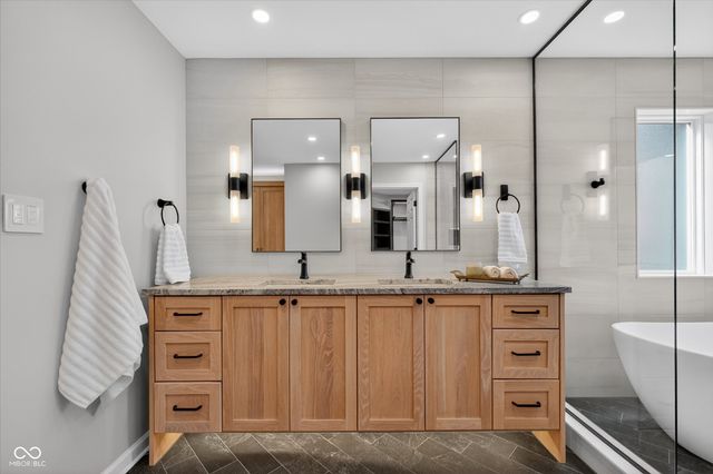 5403 Lochmere Drive, Carmel, IN 46033