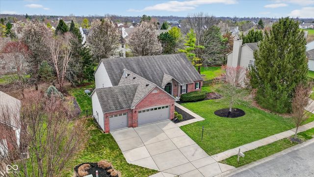 5403 Lochmere Drive, Carmel, IN 46033