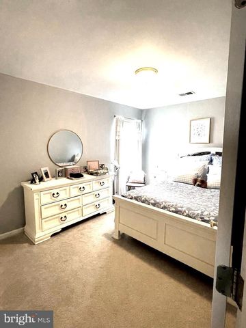 20411 MIDDLEBURY ST, Ashburn, VA 20147
