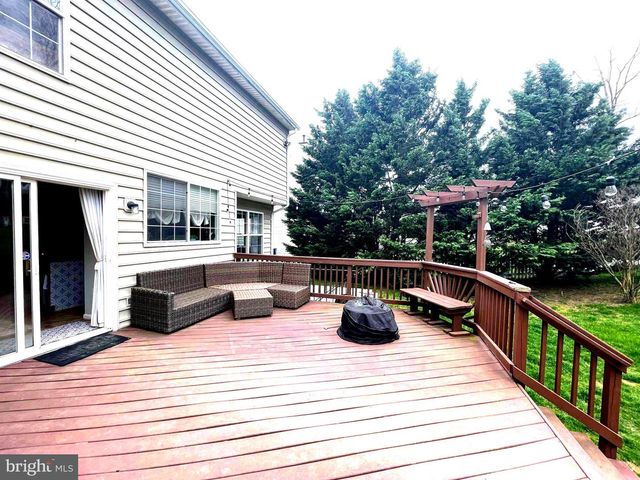 20411 MIDDLEBURY ST, Ashburn, VA 20147