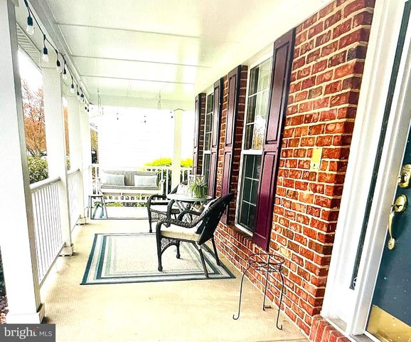 20411 MIDDLEBURY ST, Ashburn, VA 20147