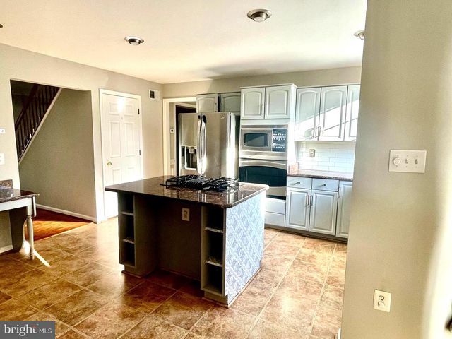 20411 MIDDLEBURY ST, Ashburn, VA 20147