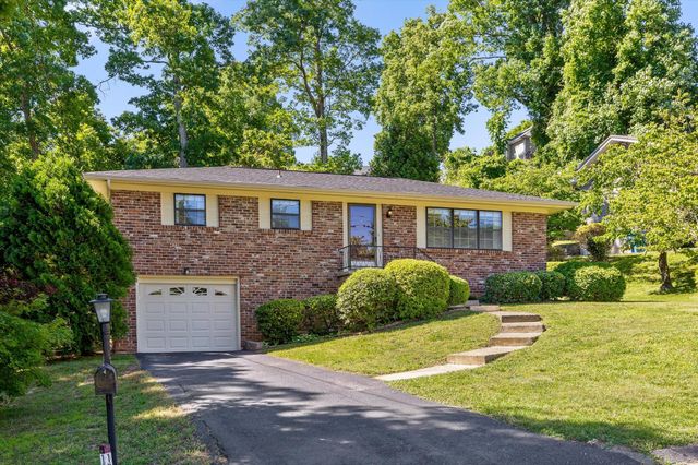 1324 Easy Lane, Hixson, TN 37343