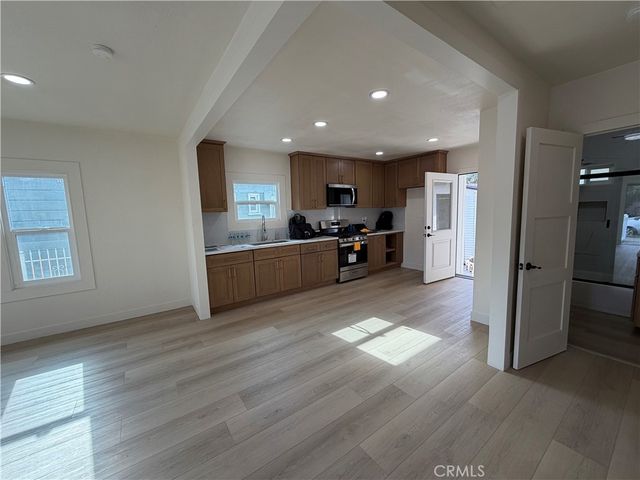 5493 Cerritos, Long Beach, CA 90805