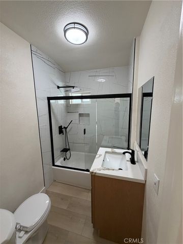 5493 Cerritos, Long Beach, CA 90805