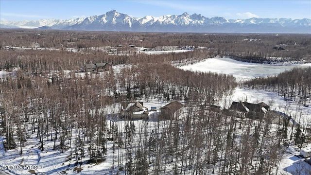 4601 N Cedarwood Drive, Wasilla, AK 99654
