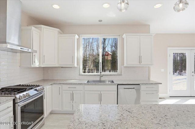 4601 N Cedarwood Drive, Wasilla, AK 99654