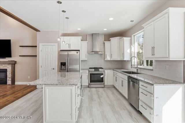 4601 N Cedarwood Drive, Wasilla, AK 99654