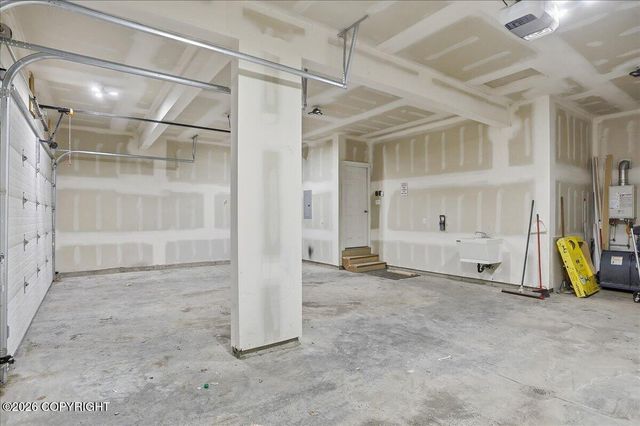 4601 N Cedarwood Drive, Wasilla, AK 99654