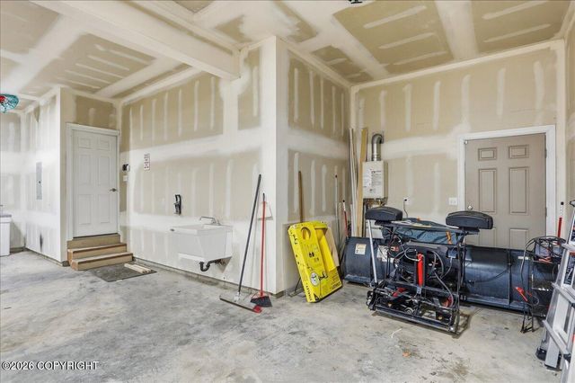 4601 N Cedarwood Drive, Wasilla, AK 99654