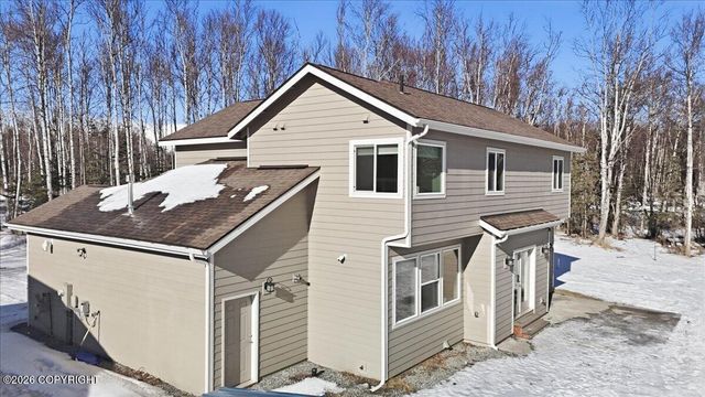 4601 N Cedarwood Drive, Wasilla, AK 99654