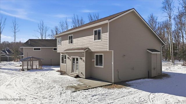 4601 N Cedarwood Drive, Wasilla, AK 99654