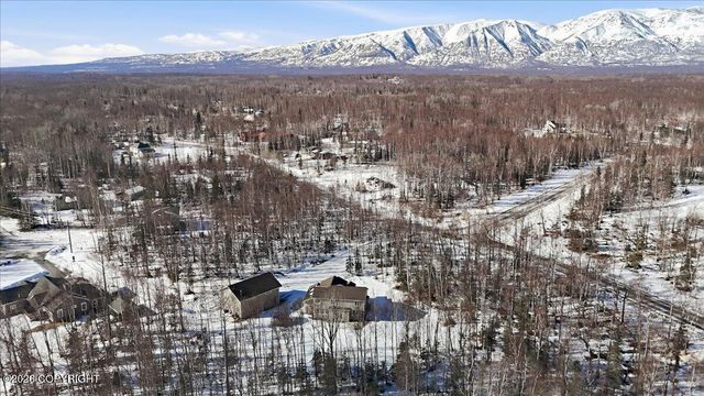 4601 N Cedarwood Drive, Wasilla, AK 99654