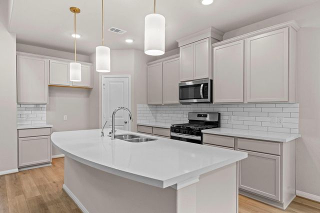 26151 Treetop Terrace Lane, Montgomery, TX 77316