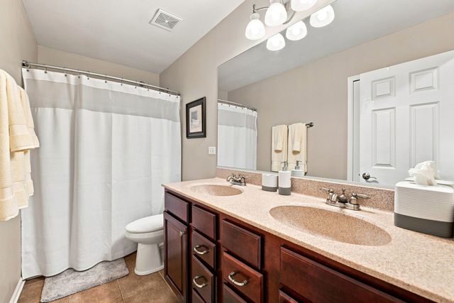 15913 S Selfridge Circle, Plainfield, IL 60586