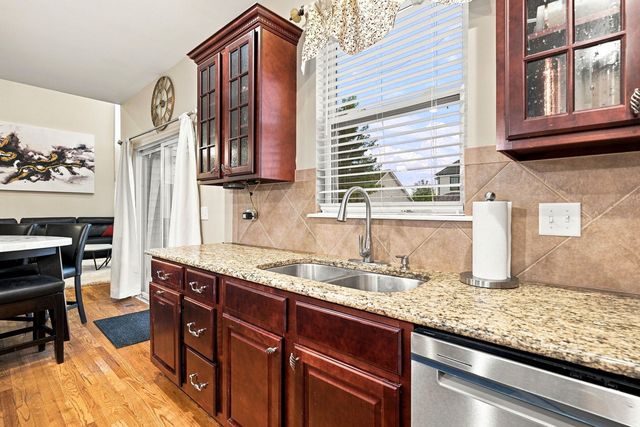 15913 S Selfridge Circle, Plainfield, IL 60586