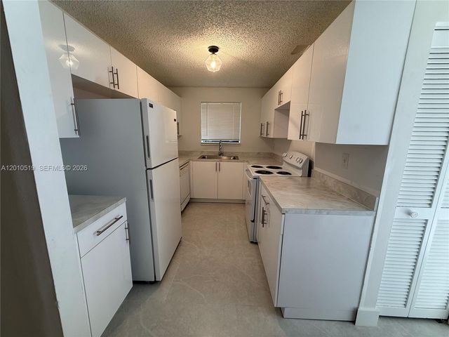 3548 NW 111th Ter, Sunrise, FL 33351