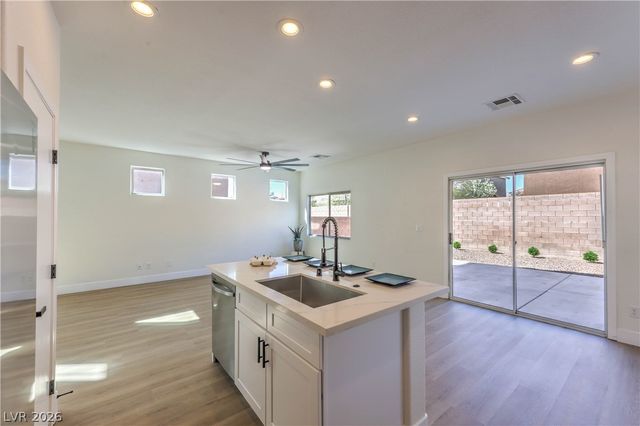 3728 Gallowtree Avenue, North Las Vegas, NV 89081