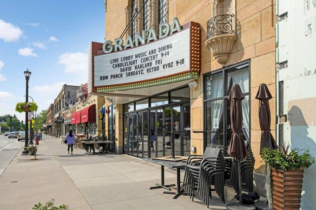 2885 Knox Avenue S 203, Minneapolis, MN 55408