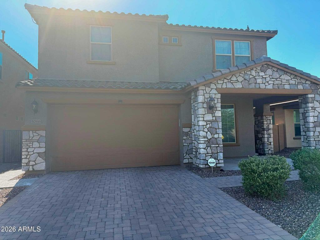 5066 N 79TH Lane, Glendale, AZ 85303