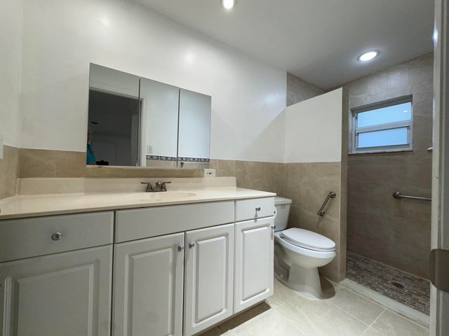 1331 W Campanelli Drive, Plantation, FL 33322