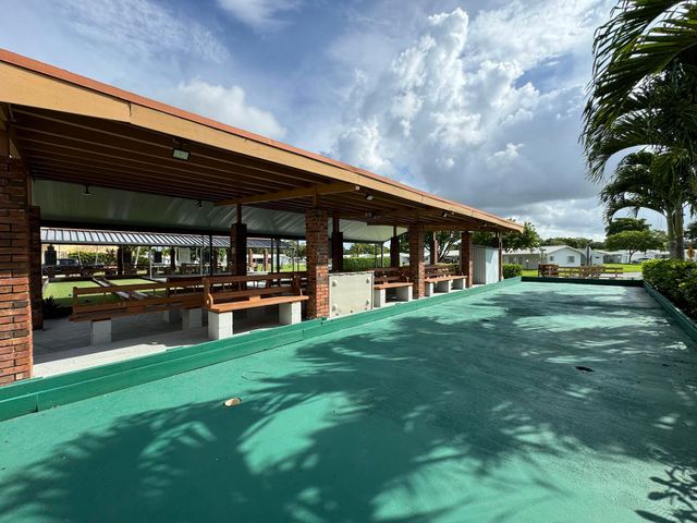 1331 W Campanelli Drive, Plantation, FL 33322