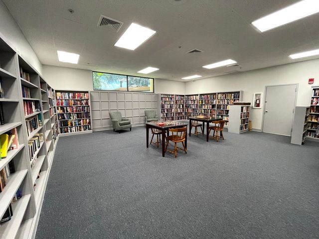 1331 W Campanelli Drive, Plantation, FL 33322