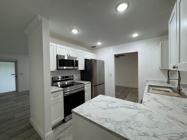 1331 W Campanelli Drive, Plantation, FL 33322