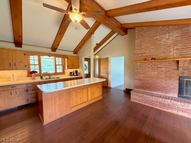 2431 Pleasant Valley Road NE, New Philadelphia, OH 44663