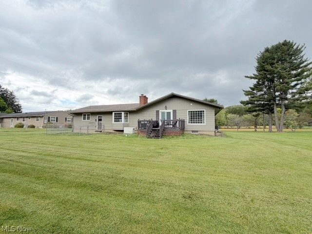2431 Pleasant Valley Road NE, New Philadelphia, OH 44663