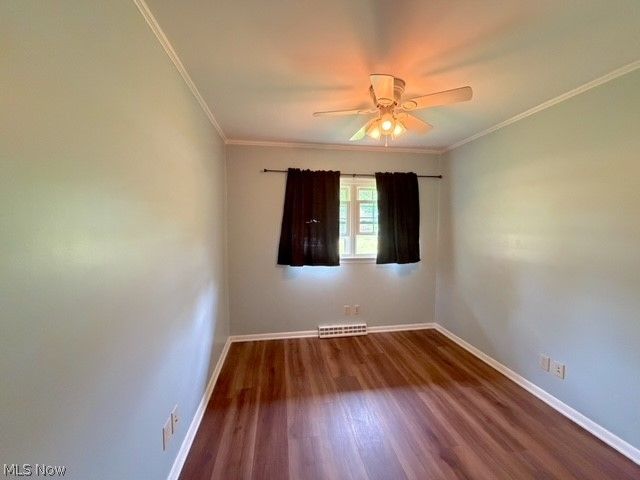 2431 Pleasant Valley Road NE, New Philadelphia, OH 44663