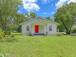 1605 N Beaton Street, Corsicana, TX 75110