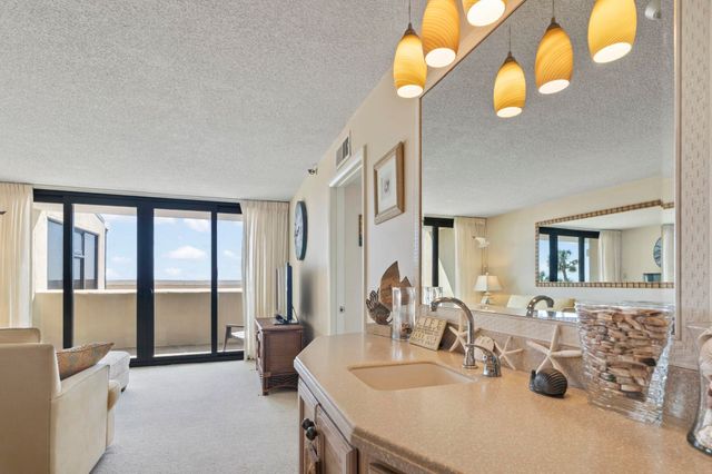 4719 S Ocean Blvd Apt 108, North Myrtle Beach, SC 29582