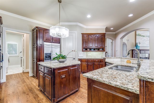 5704 Eastman Drive, Plano, TX 75093