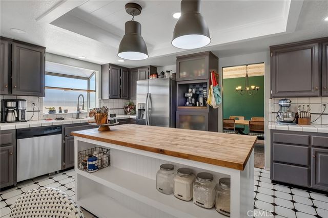 23482 Guajome, Apple Valley, CA 92307